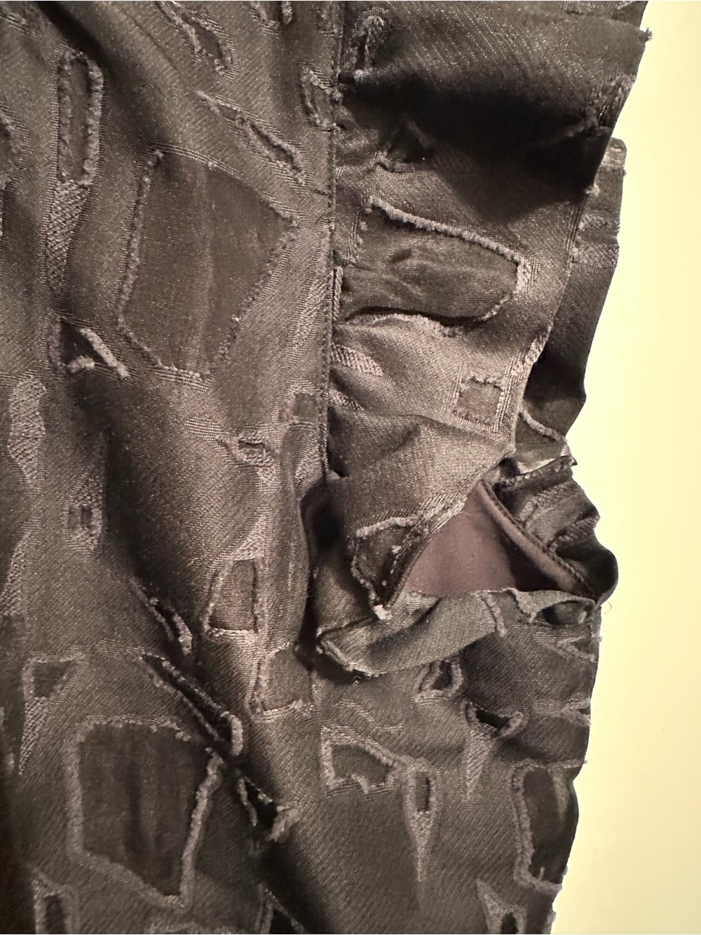 Marie Oliver black ruffle neck dress size S - Picture 4 of 4